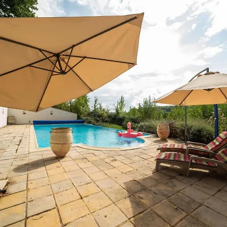 Cosy With Private Pool Touffailles