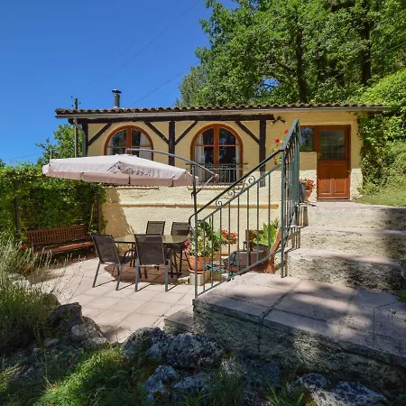 Cosy With Private Pool *